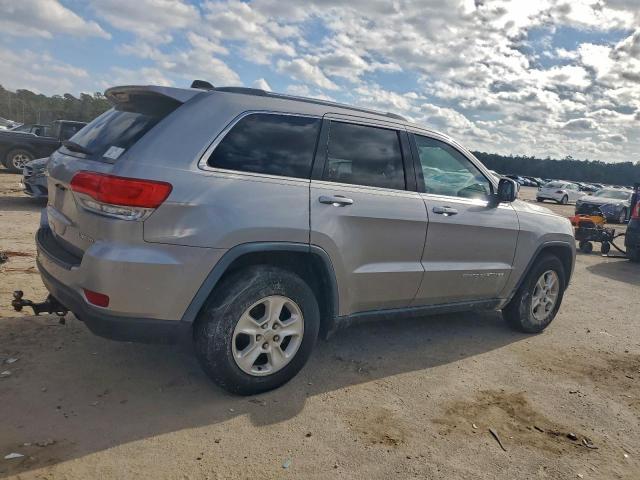 Jeep Grand Cherokee Laredo Image 2