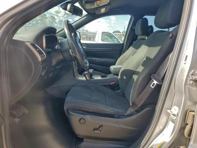 Jeep Grand Cherokee Laredo Image 3