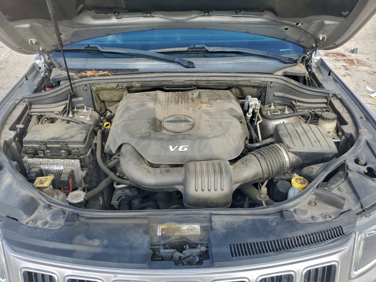 Jeep Grand Cherokee Laredo Image 10