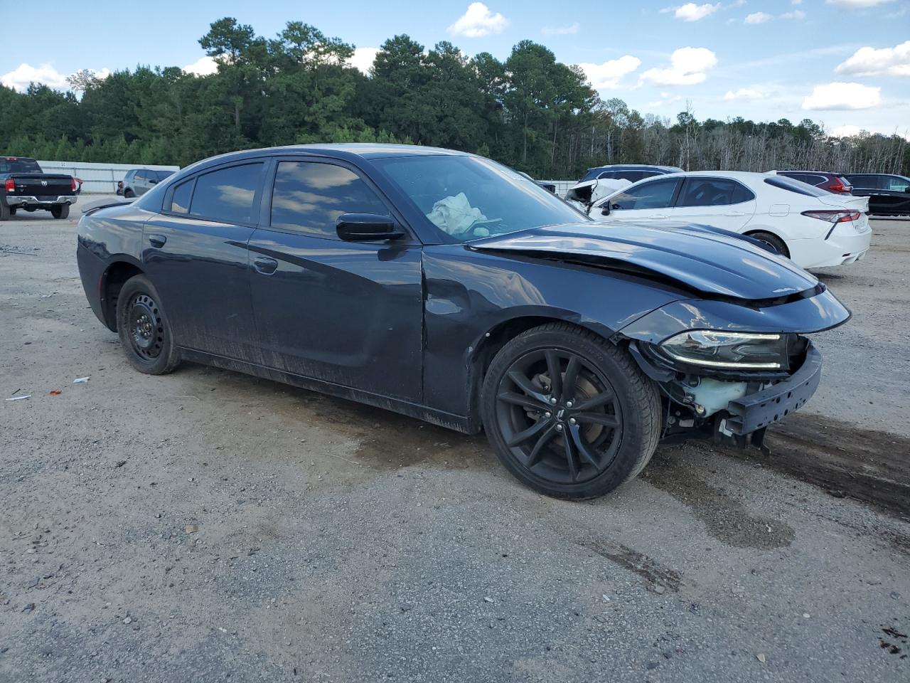 Dodge Charger Se Image 13