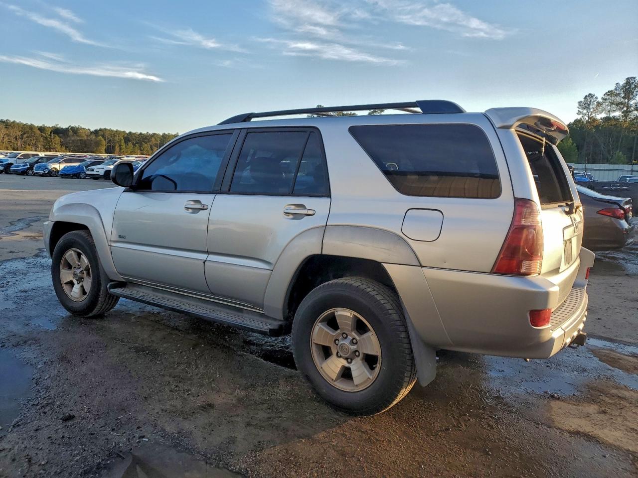 Toyota 4Runner Sr5 Image 4