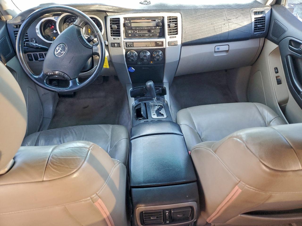 Toyota 4Runner Sr5 Image 13