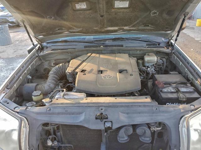 Toyota 4Runner Sr5 Image 12