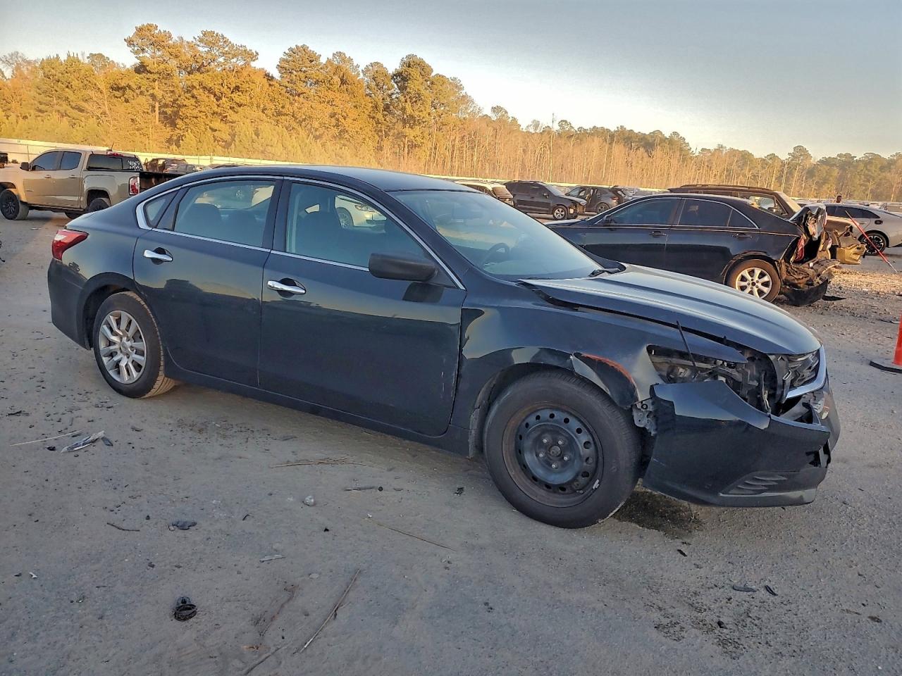 Nissan Altima 2.5 Image 3