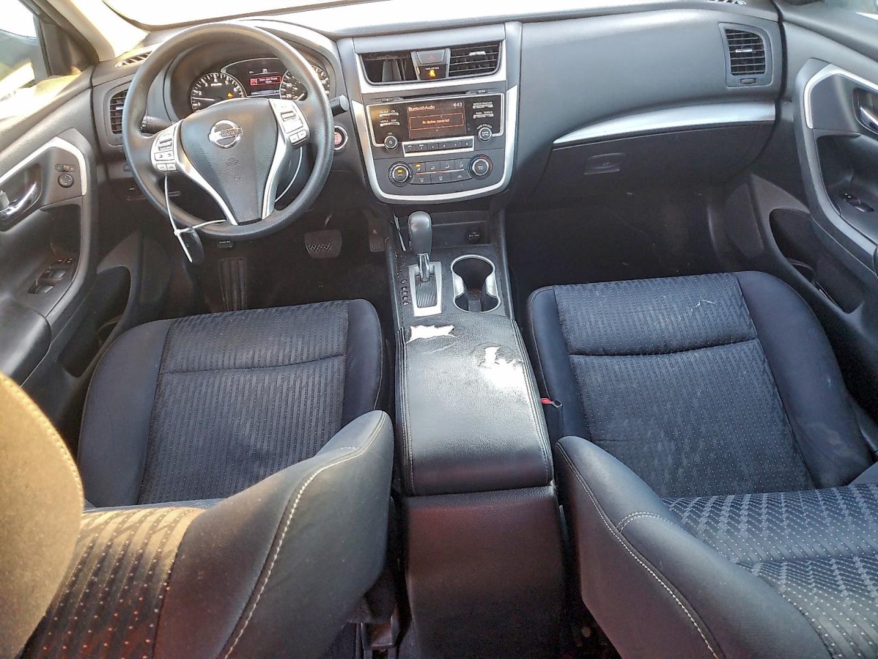Nissan Altima 2.5 Image 11