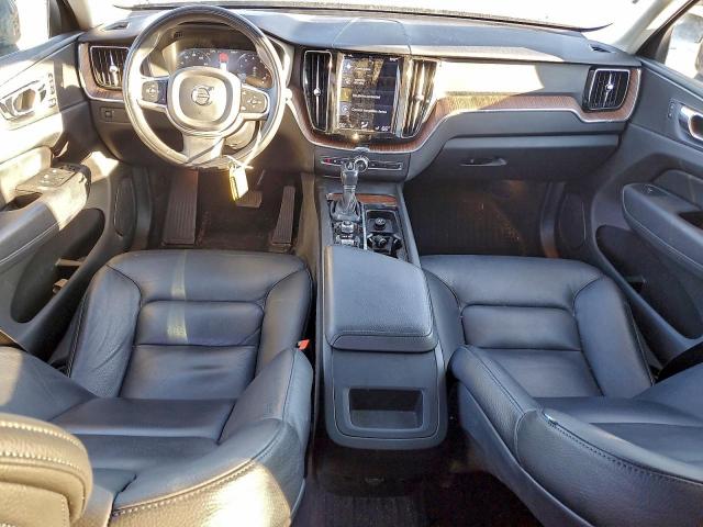 Volvo XC60 T6 Momentum Image 7