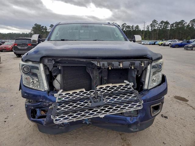 Nissan Titan Sl Image 6