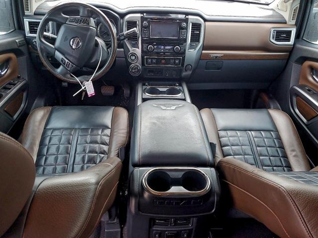 Nissan Titan Sl Image 12