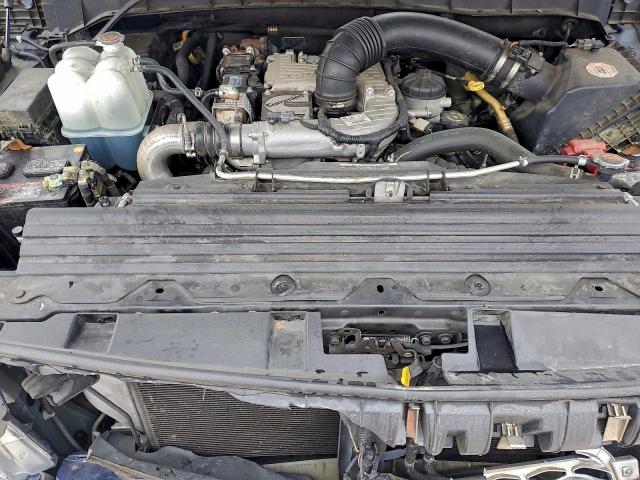 Nissan Titan Sl Image 5