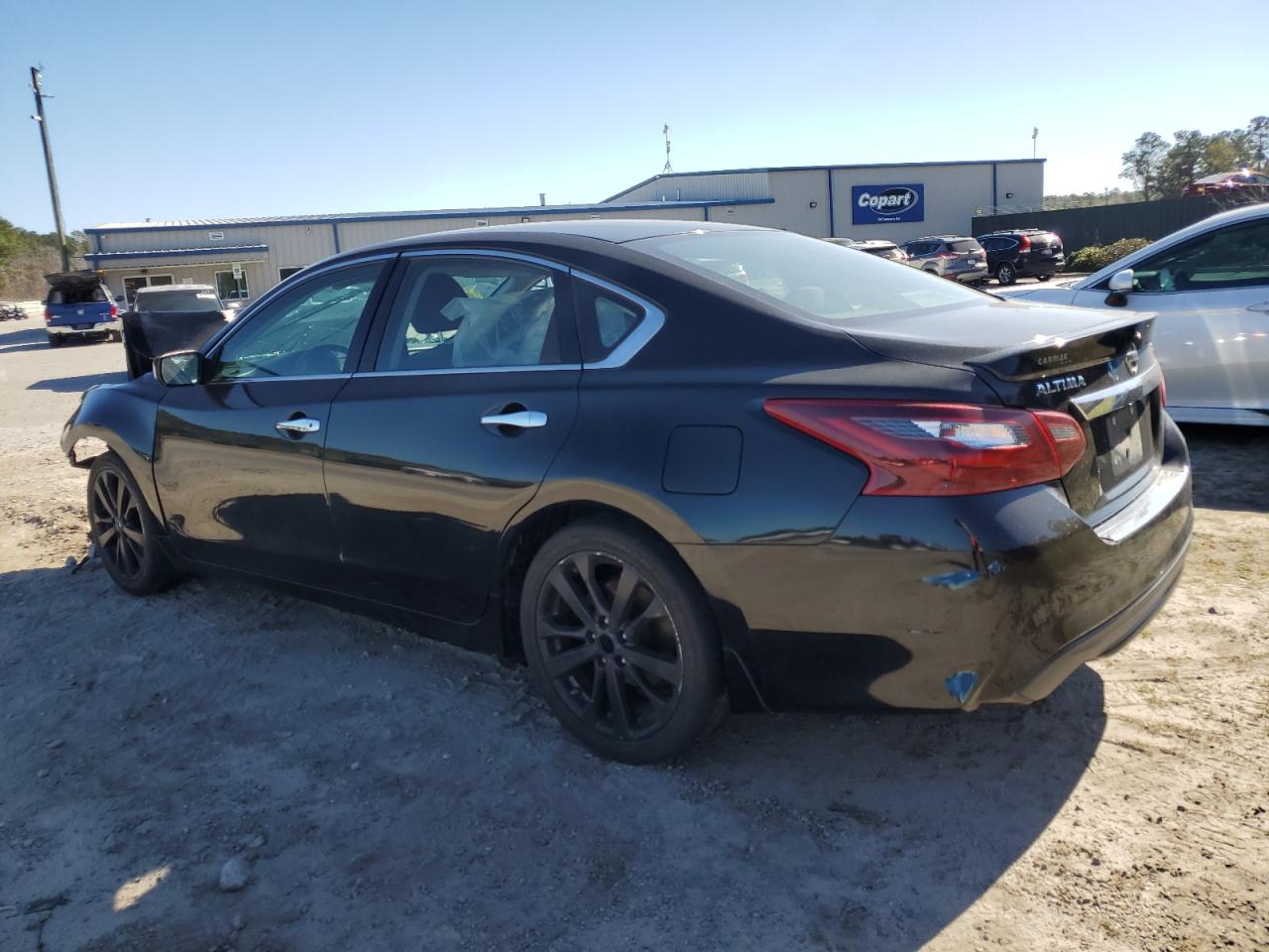Nissan Altima 2.5 Image 12