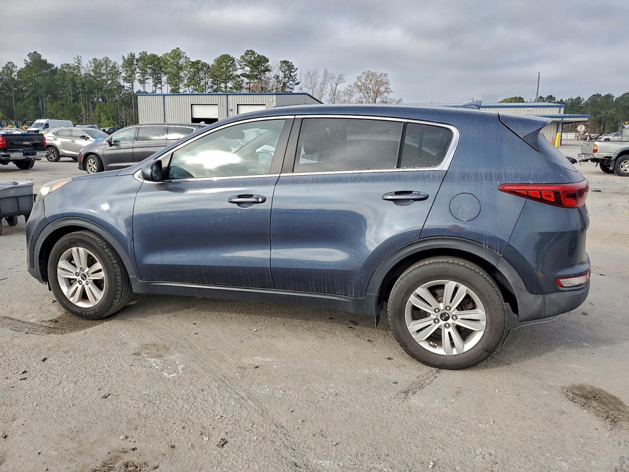 Kia Sportage Lx Image 2