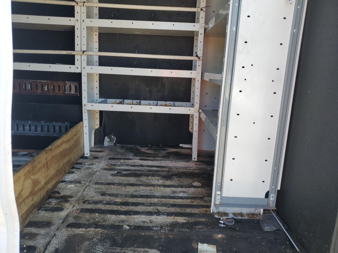 Ford Transit T-250 Image 10