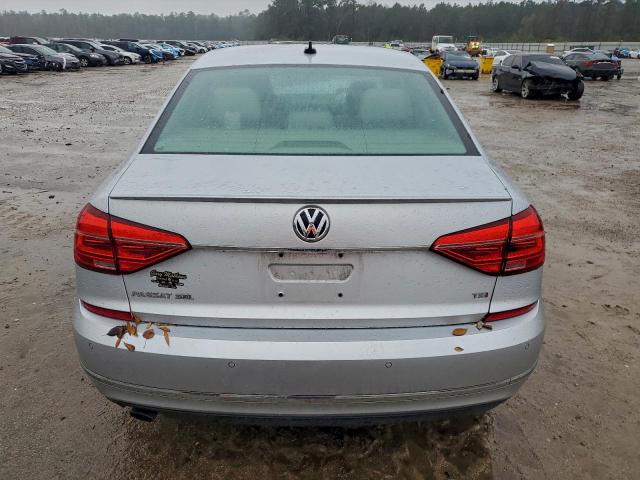 Volkswagen Passat Sel Image 7