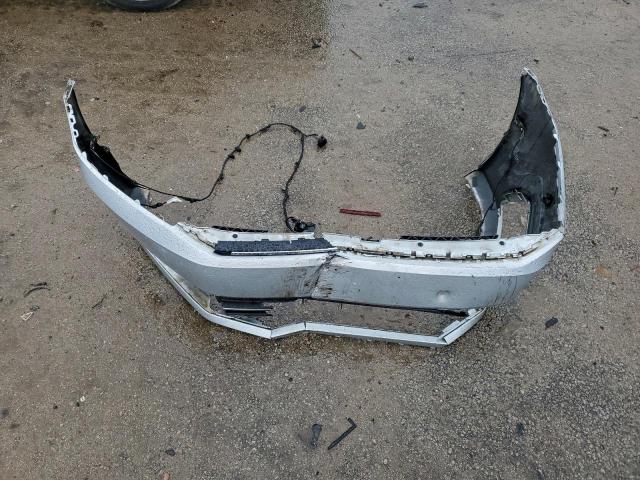 Volkswagen Passat Sel Image 9