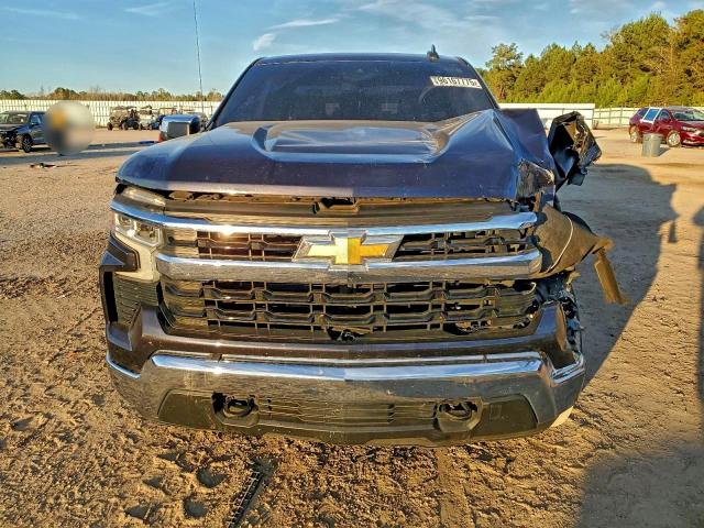 Chevrolet Silverado K1500 Lt Image 7