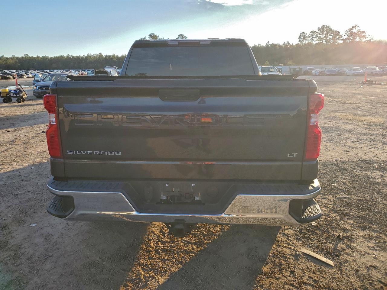 Chevrolet Silverado K1500 Lt Image 4