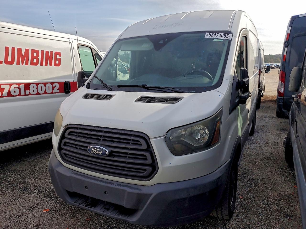 Ford Transit T-250 Image 1