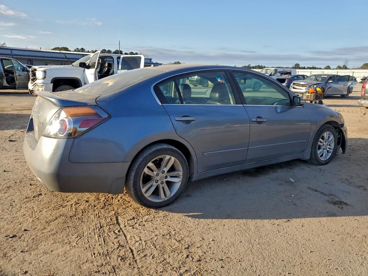 Nissan Altima Sr Image 7