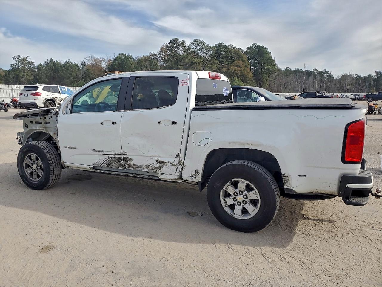 Chevrolet Colorado Image 2