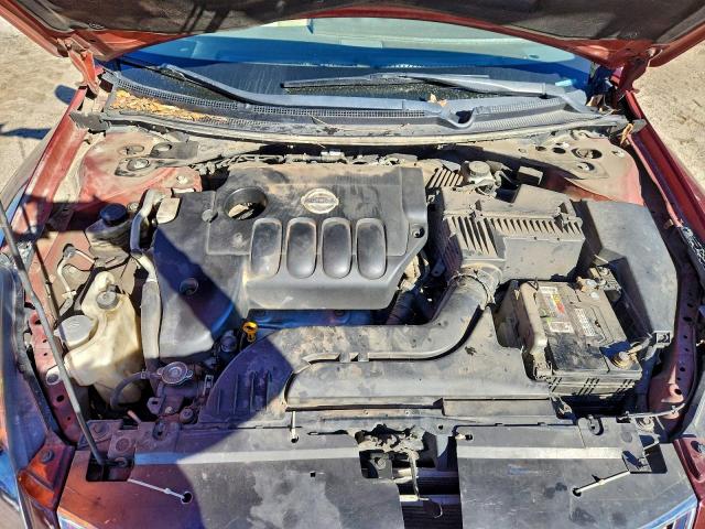 Nissan Altima Base Image 10