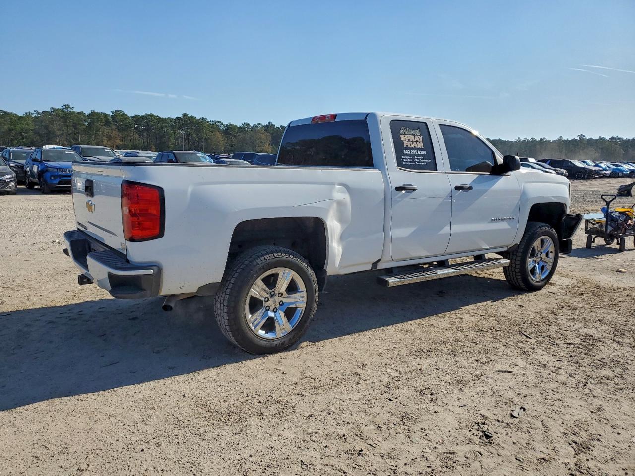 Chevrolet Silverado C1500 Custom Image 8
