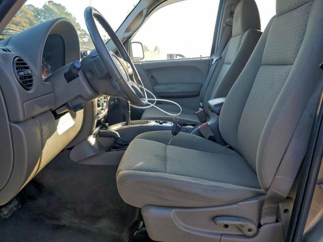 Jeep Liberty Renegade Image 10