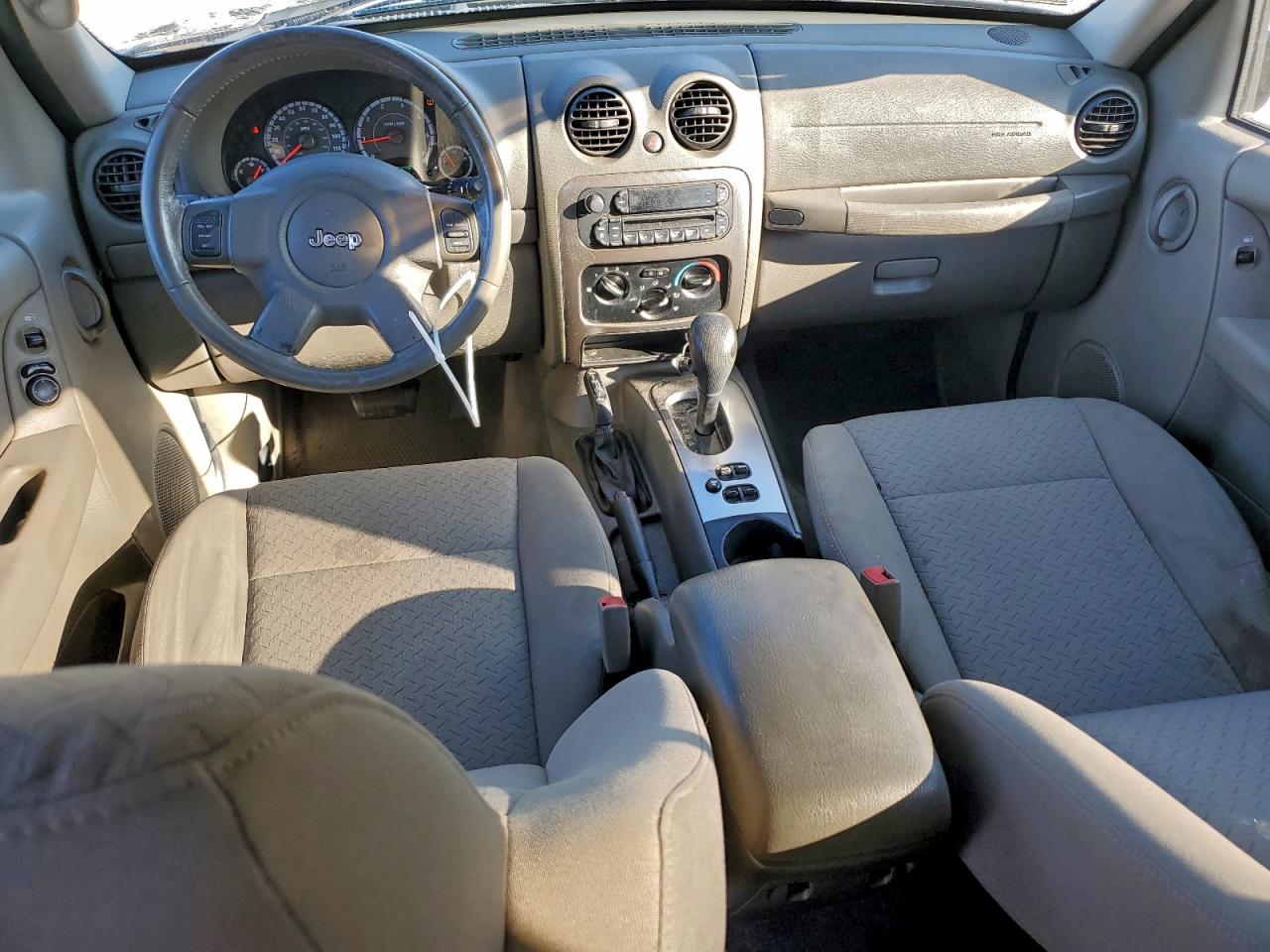 Jeep Liberty Renegade Image 6