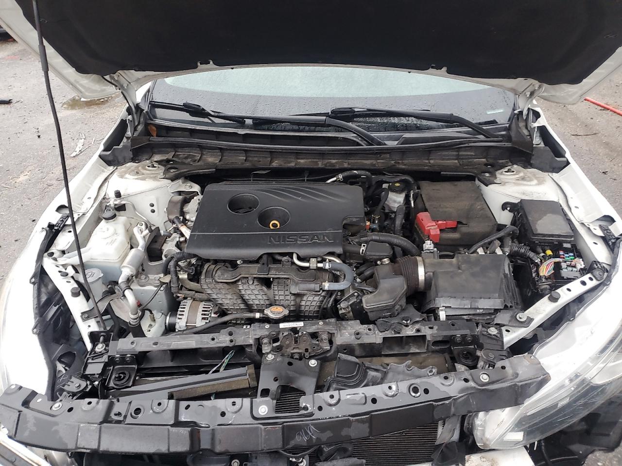 Nissan Altima S Image 9