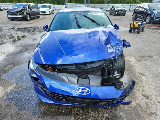 Hyundai ELANTRA Sel Image 8