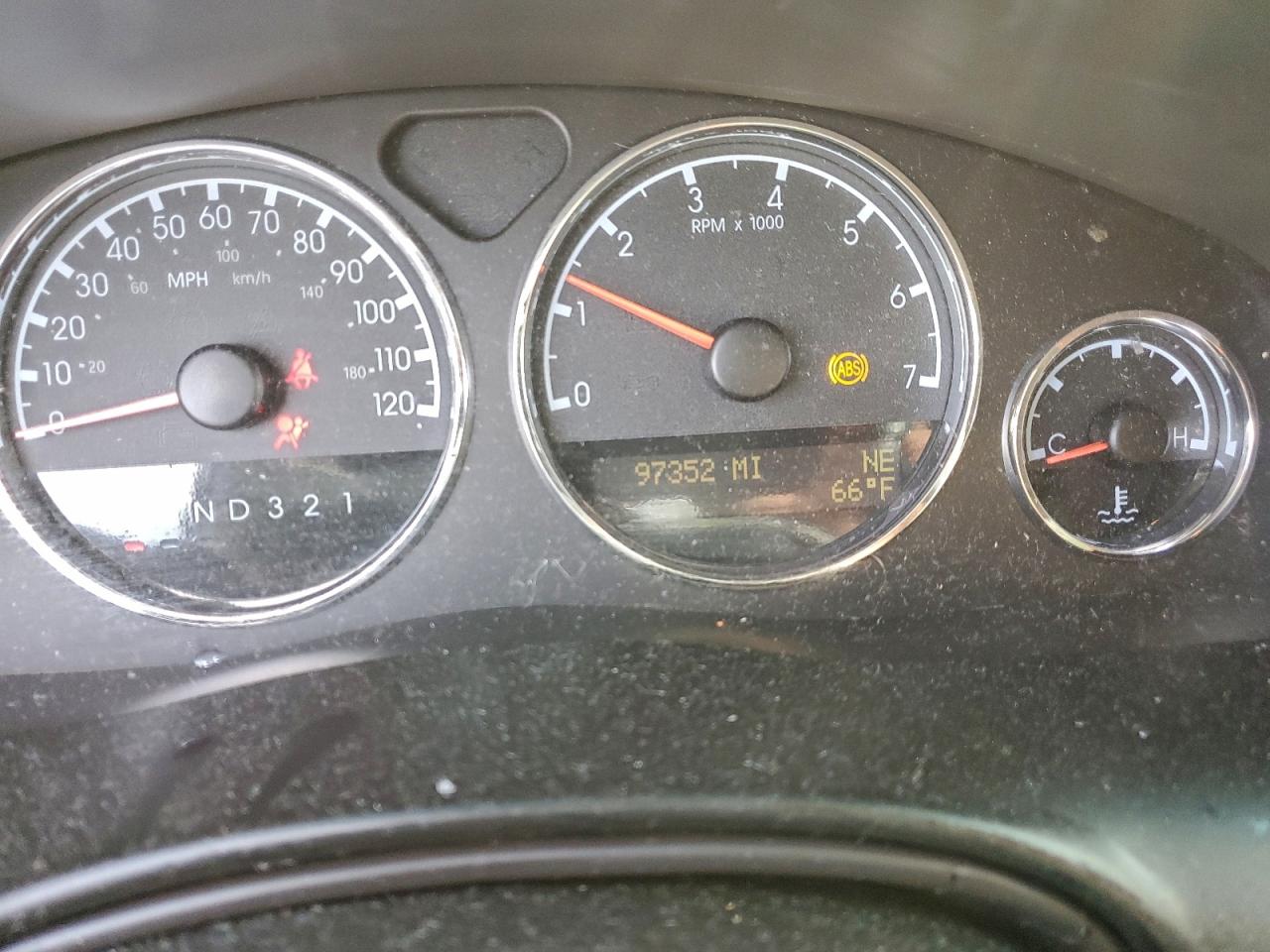 Chevrolet Uplander Lt Image 13