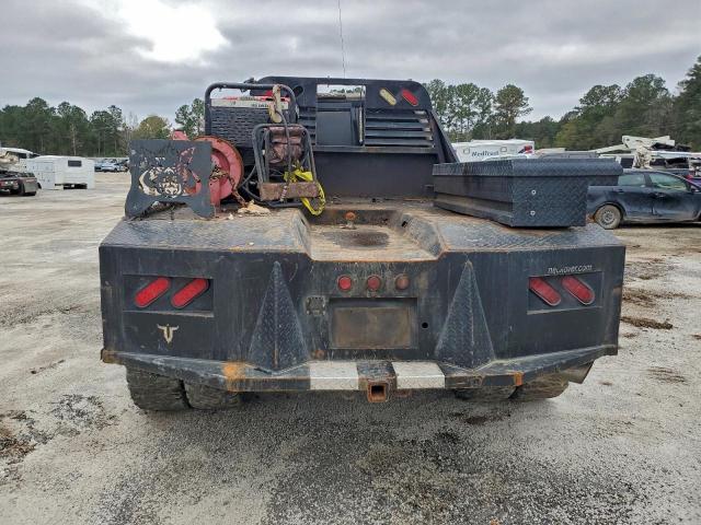 Ford F-350 Super Duty Image 3