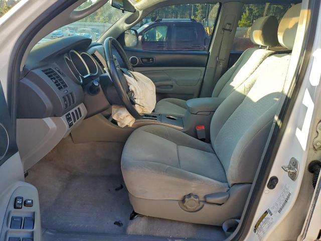 Toyota Tacoma Double Cab Prerunner Image 6