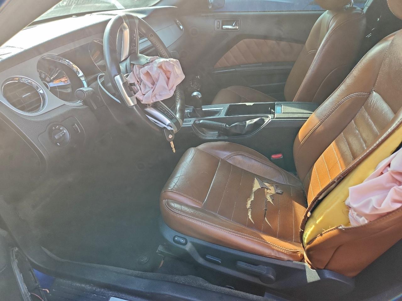 Ford Mustang Image 5