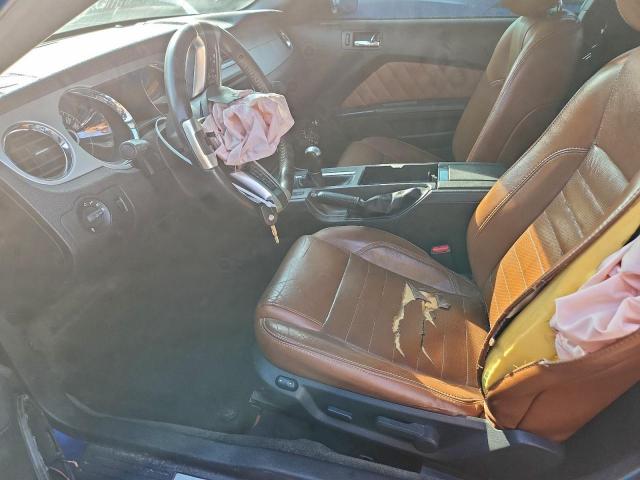 Ford Mustang Image 5