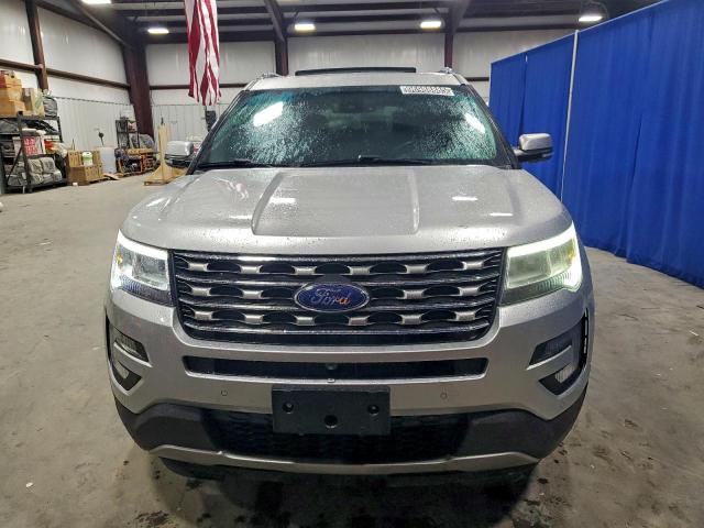 Ford Explorer Limited Image 7