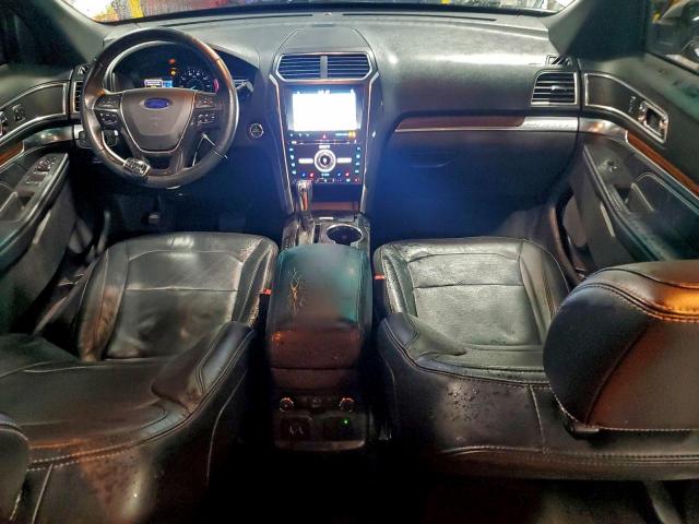 Ford Explorer Limited Image 9