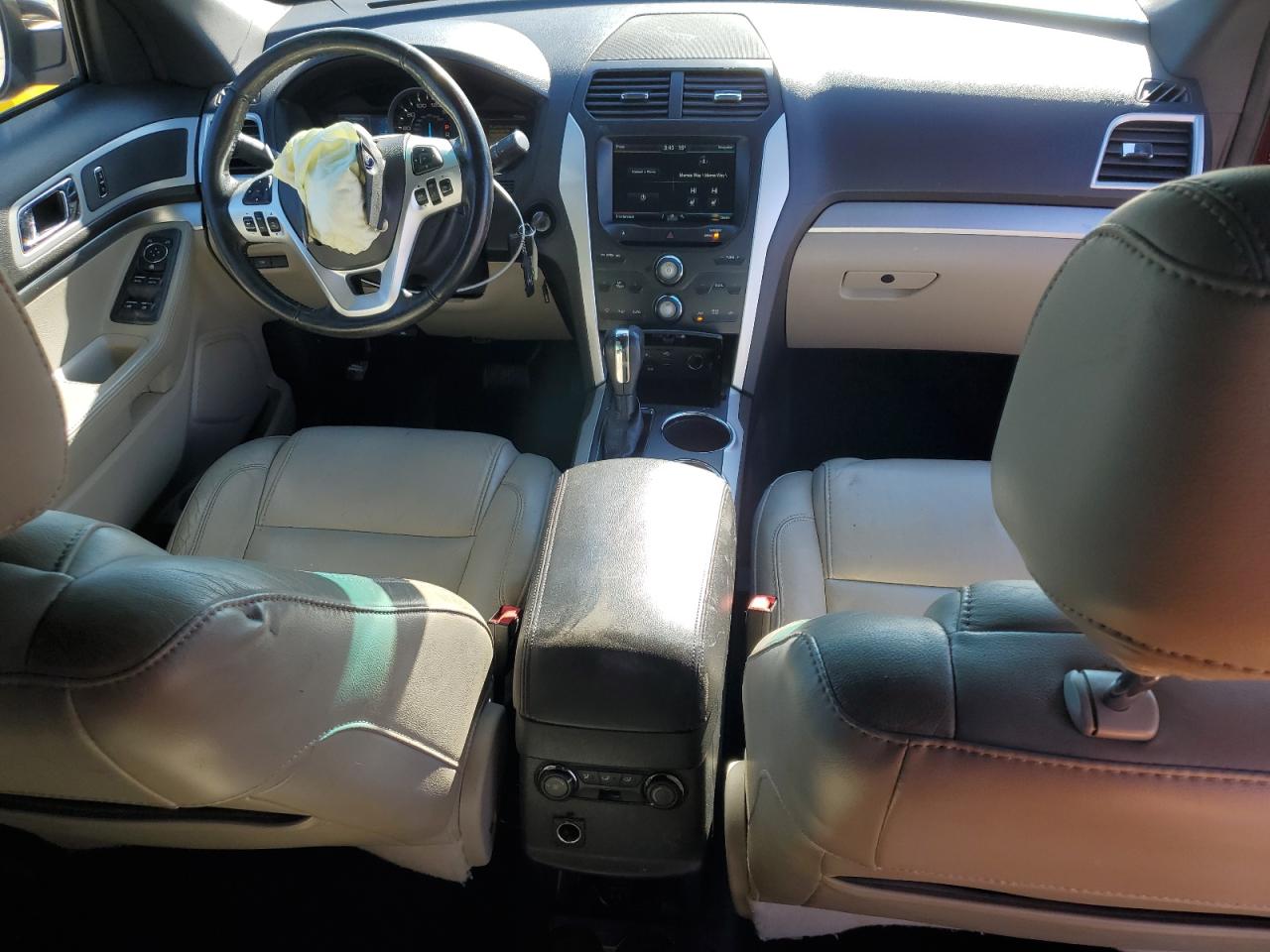 Ford Explorer Xlt Image 11