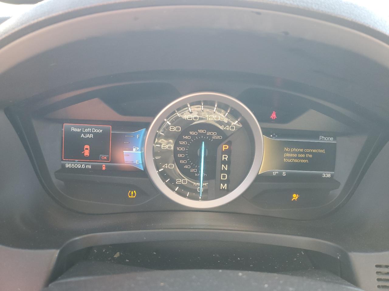 Ford Explorer Xlt Image 4