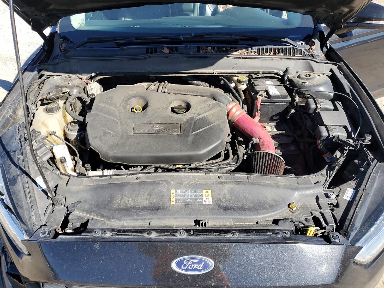 Ford Fusion Titanium Image 9