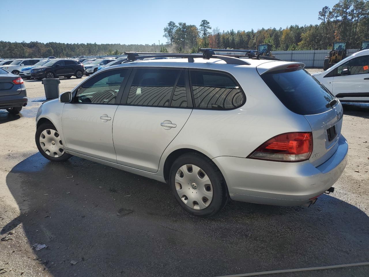 Volkswagen Jetta S Image 2