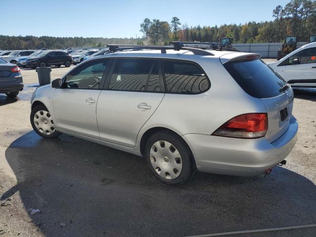 Volkswagen Jetta S Image 2