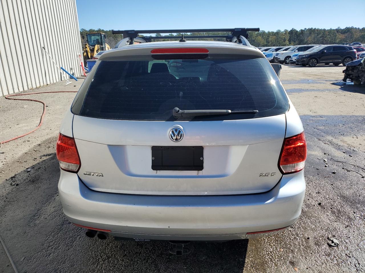 Volkswagen Jetta S Image 6