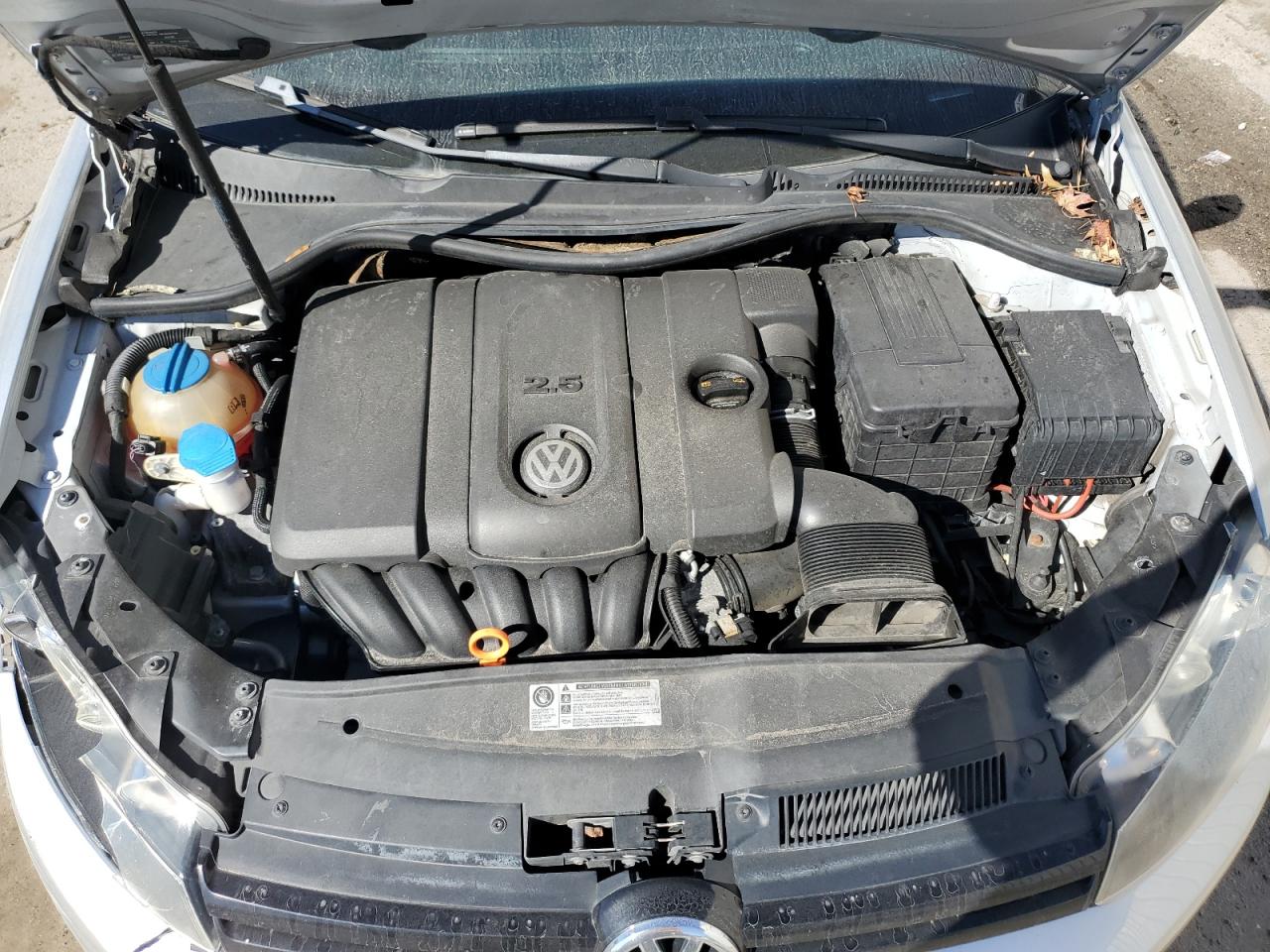 Volkswagen Jetta S Image 8