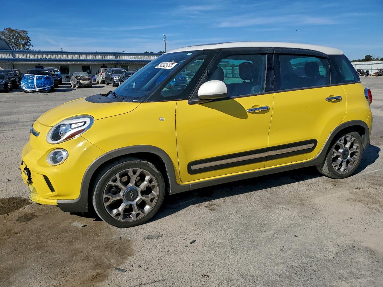 FIAT 500 Trekking Image 1