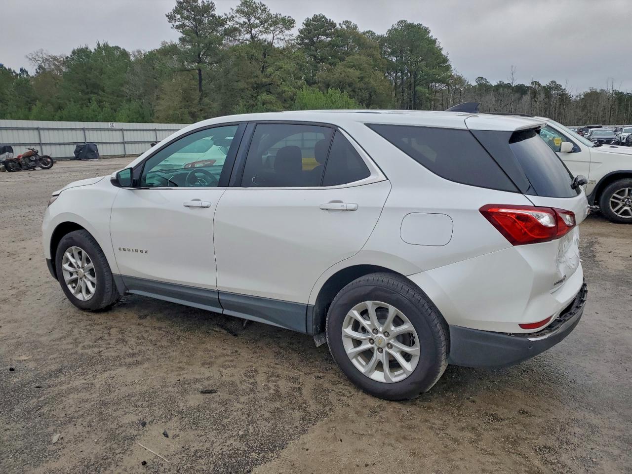 Chevrolet Equinox Lt Image 11