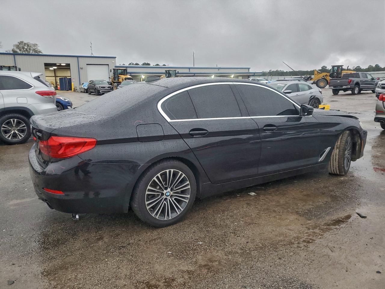 BMW 5 Series I Image 3