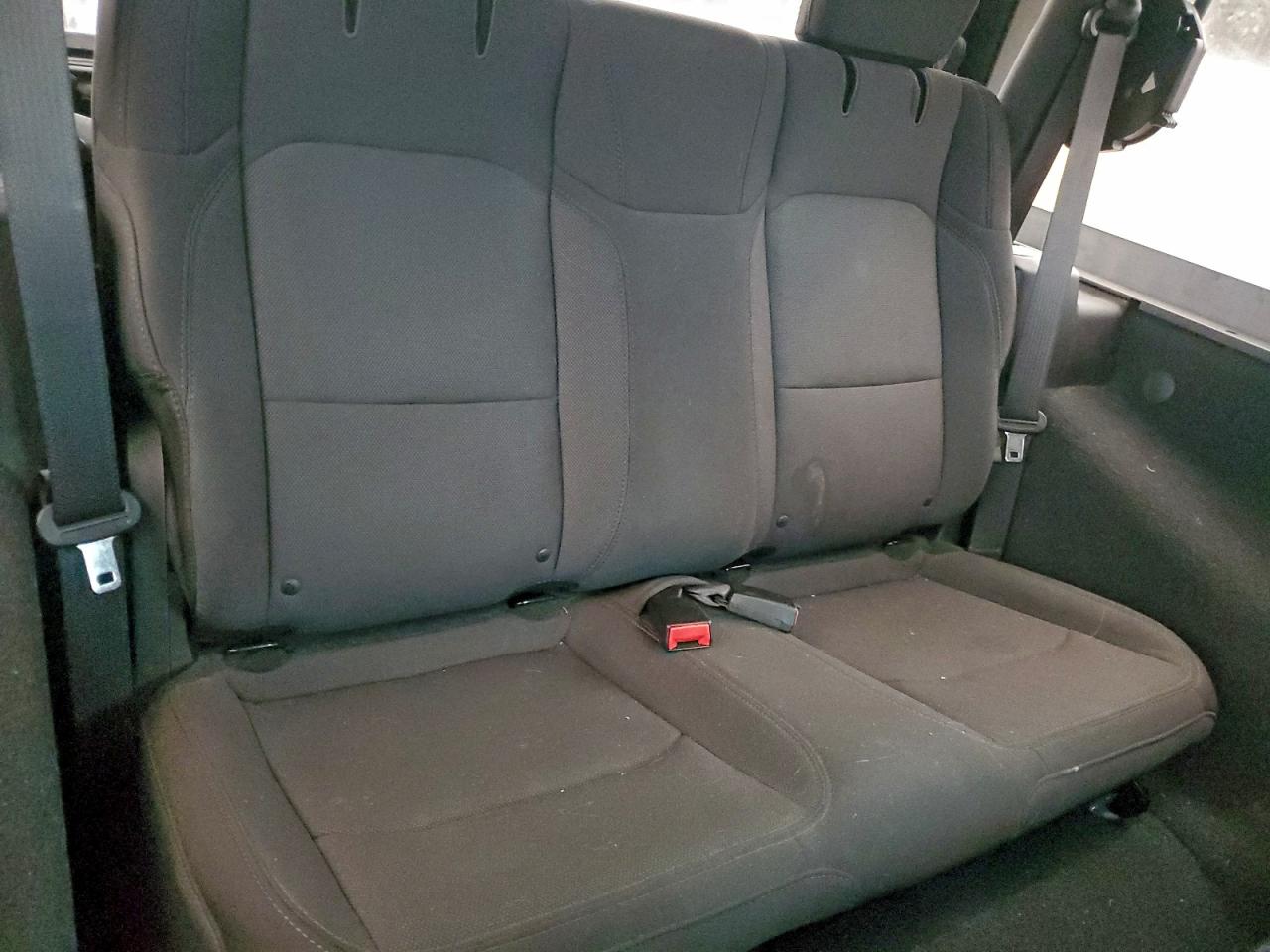 Jeep Wrangler Sport Image 5