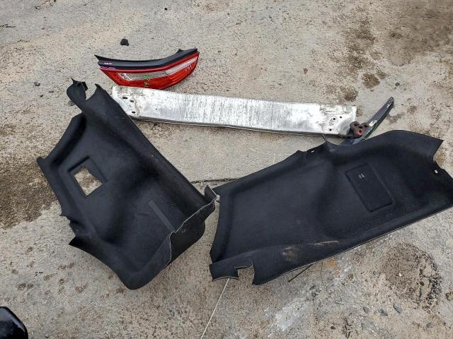 Jaguar XJ Portfolio Image 11