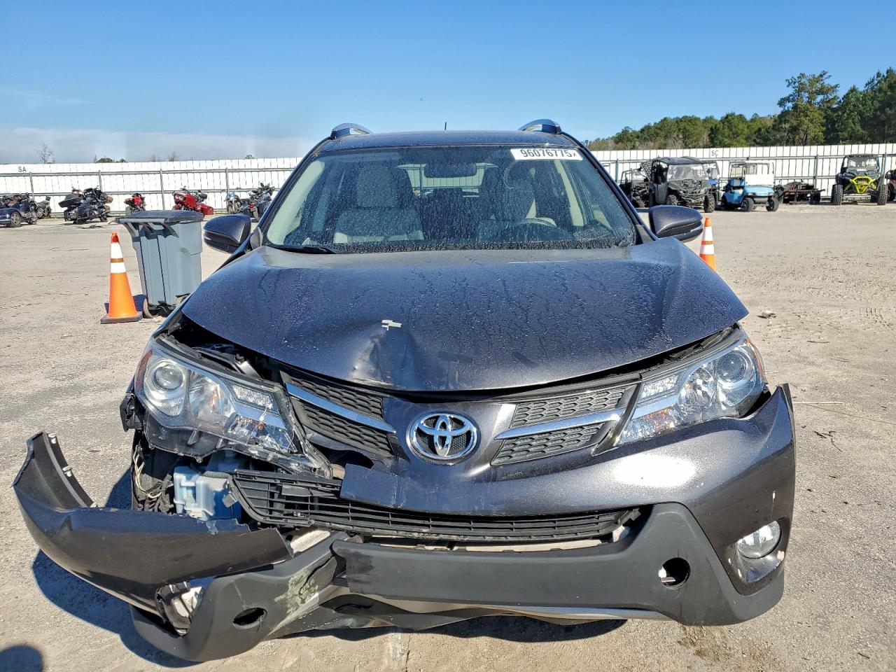 Toyota RAV4 Xle Image 10