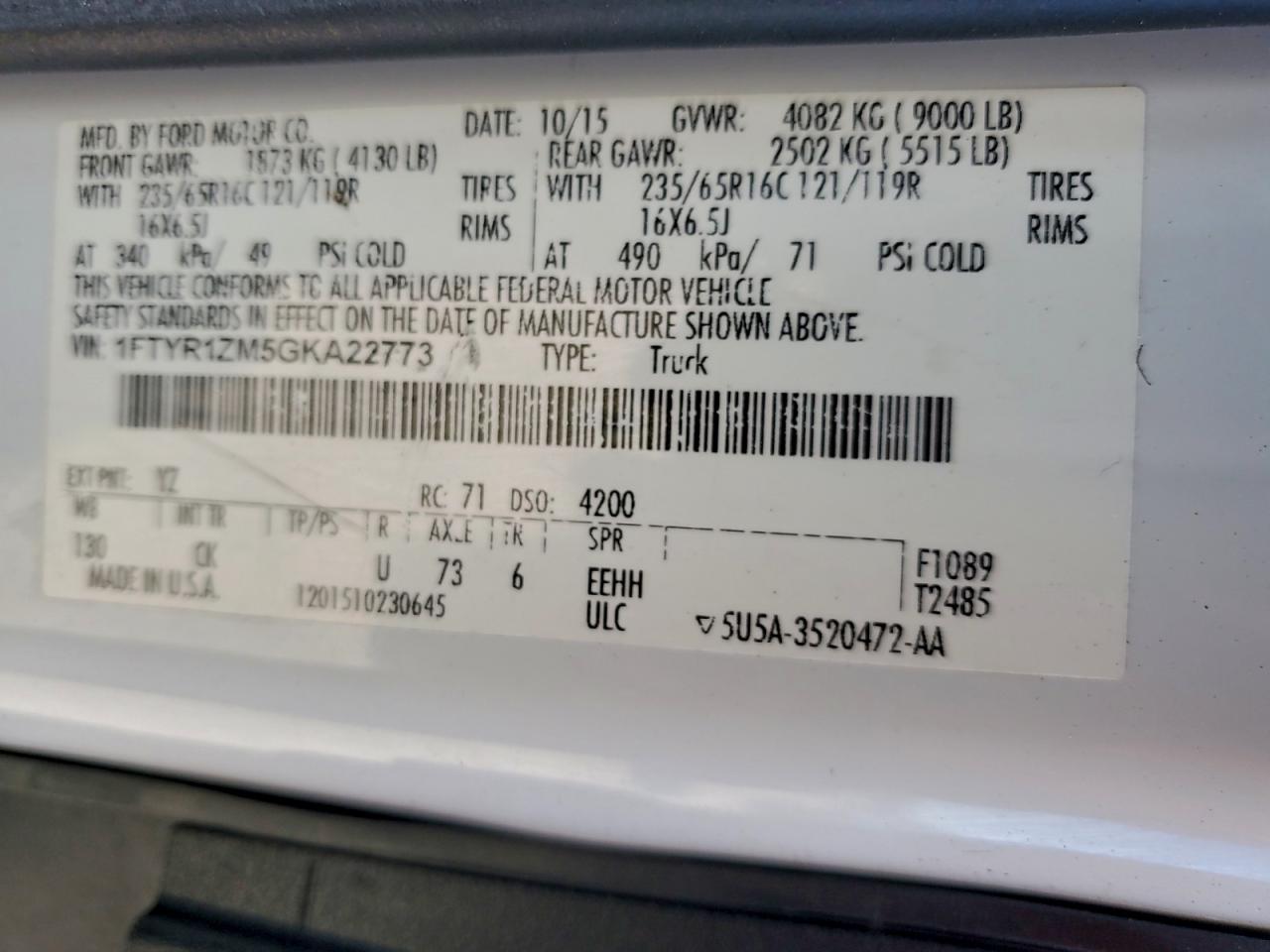 Ford Transit T-250 Image 10